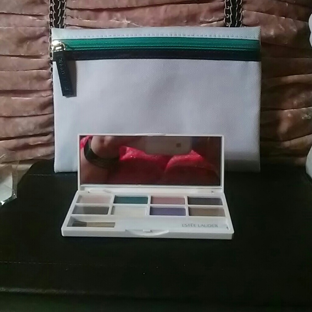 ESTEE LAUDER
